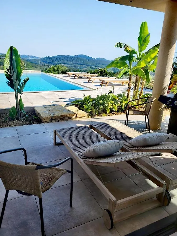 Homestay Aux Jolies Pierres Apartment Laouque