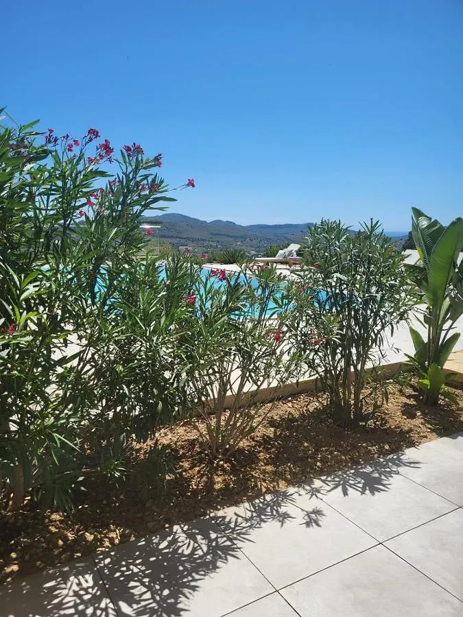 Appartement Aux Jolies Pierres à Laouque
